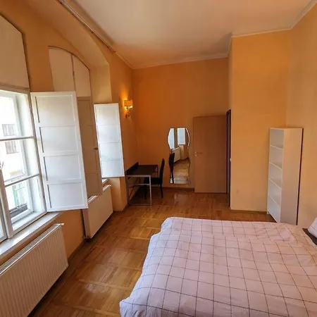 Apartment Boheme